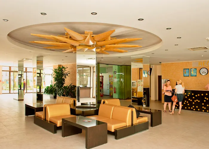 Royal Sun Complex מלון דירות 2*