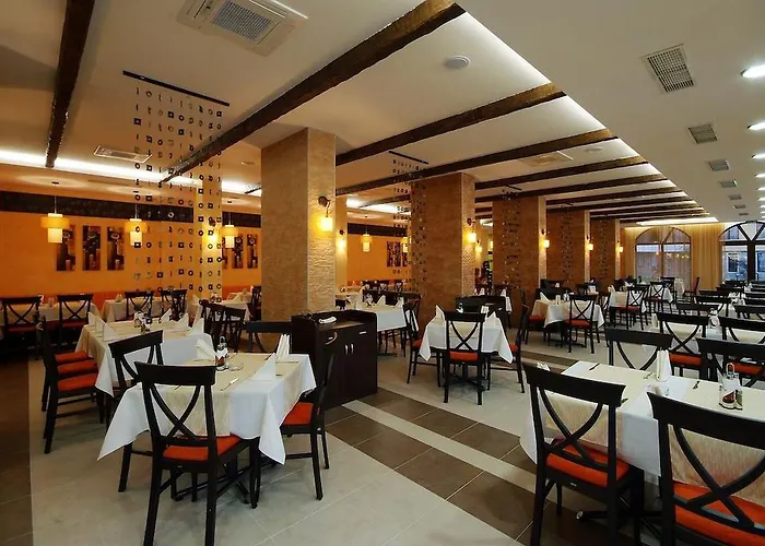 Royal Sun Complex 2* סאני ביץ'