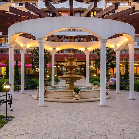 아파트호텔 Royal Sun Complex 3*