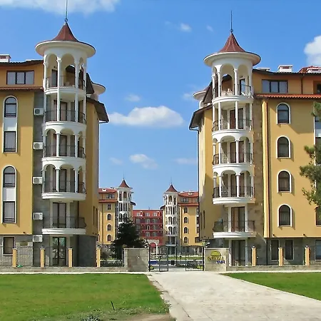 Royal Sun Complex 아파트호텔 3*