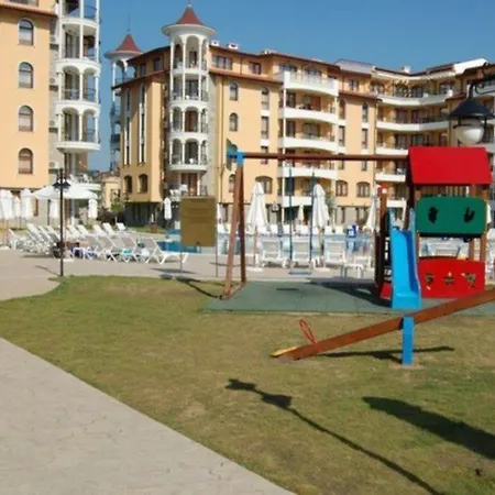 Lägenhetshotell Royal Sun Complex Slăntjev Brjag