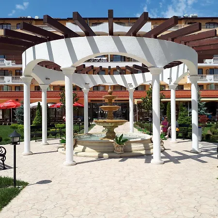 Royal Sun Complex 아파트호텔 3*