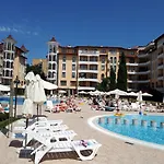 아파트호텔 Royal Sun Complex 3*