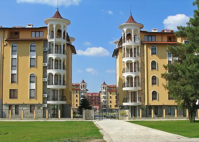 Royal Sun Complex Aparthotel 2*